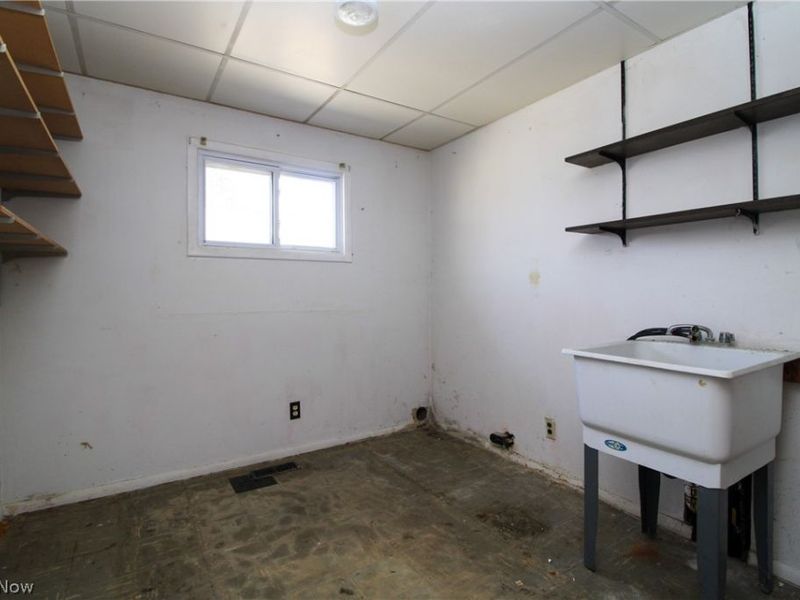 17638 Laurel Avenue, Lake Milton, OH 44429 Photo 12