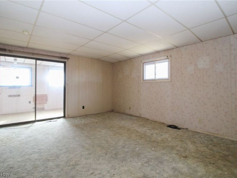 17638 Laurel Avenue, Lake Milton, OH 44429 Photo 4