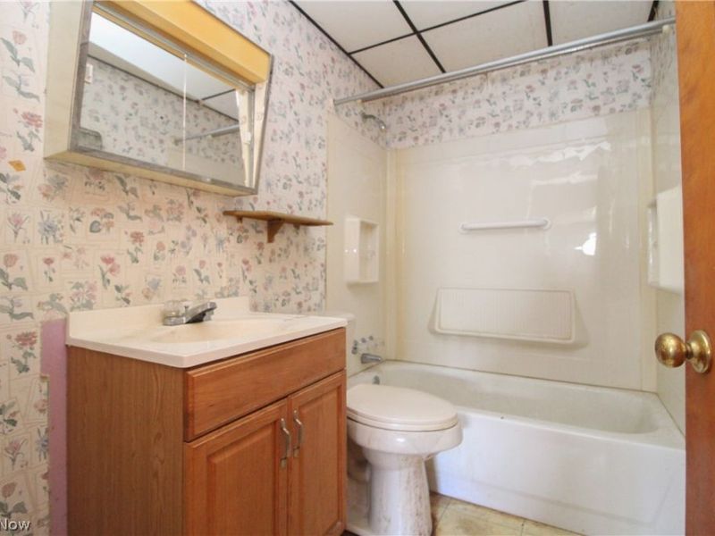 17638 Laurel Avenue, Lake Milton, OH 44429 Photo 7