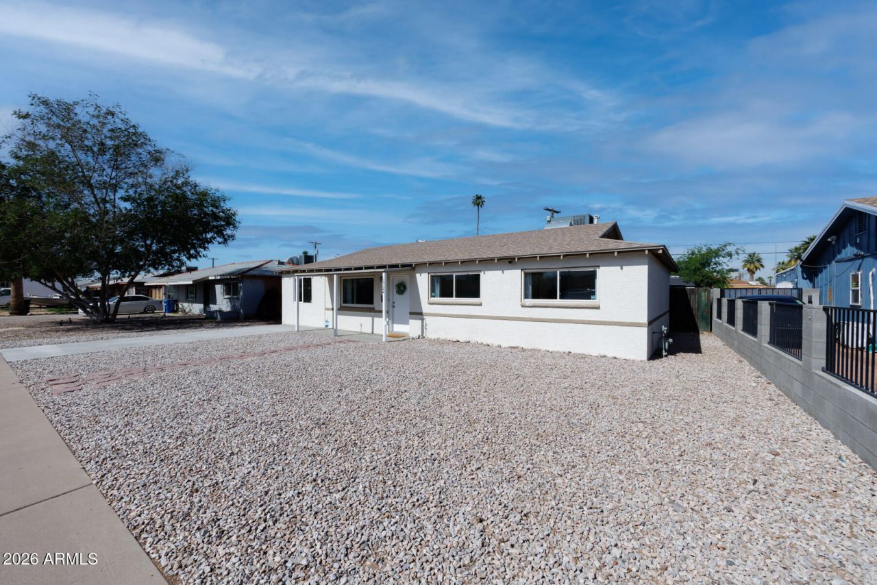 1724 W Pepper Place, Mesa, AZ 85201 Main Photo