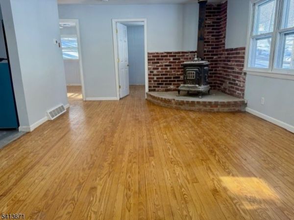 56 Appleseed Rd, Vernon, NJ 07461