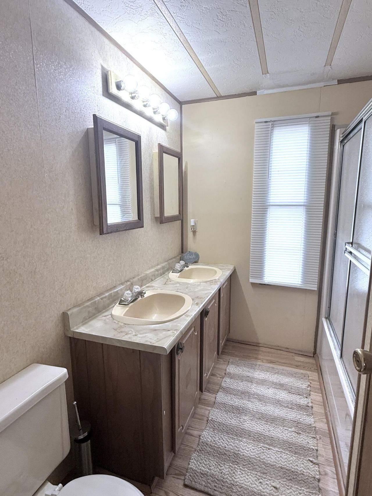 1390 Brantley Avenue Photo 16