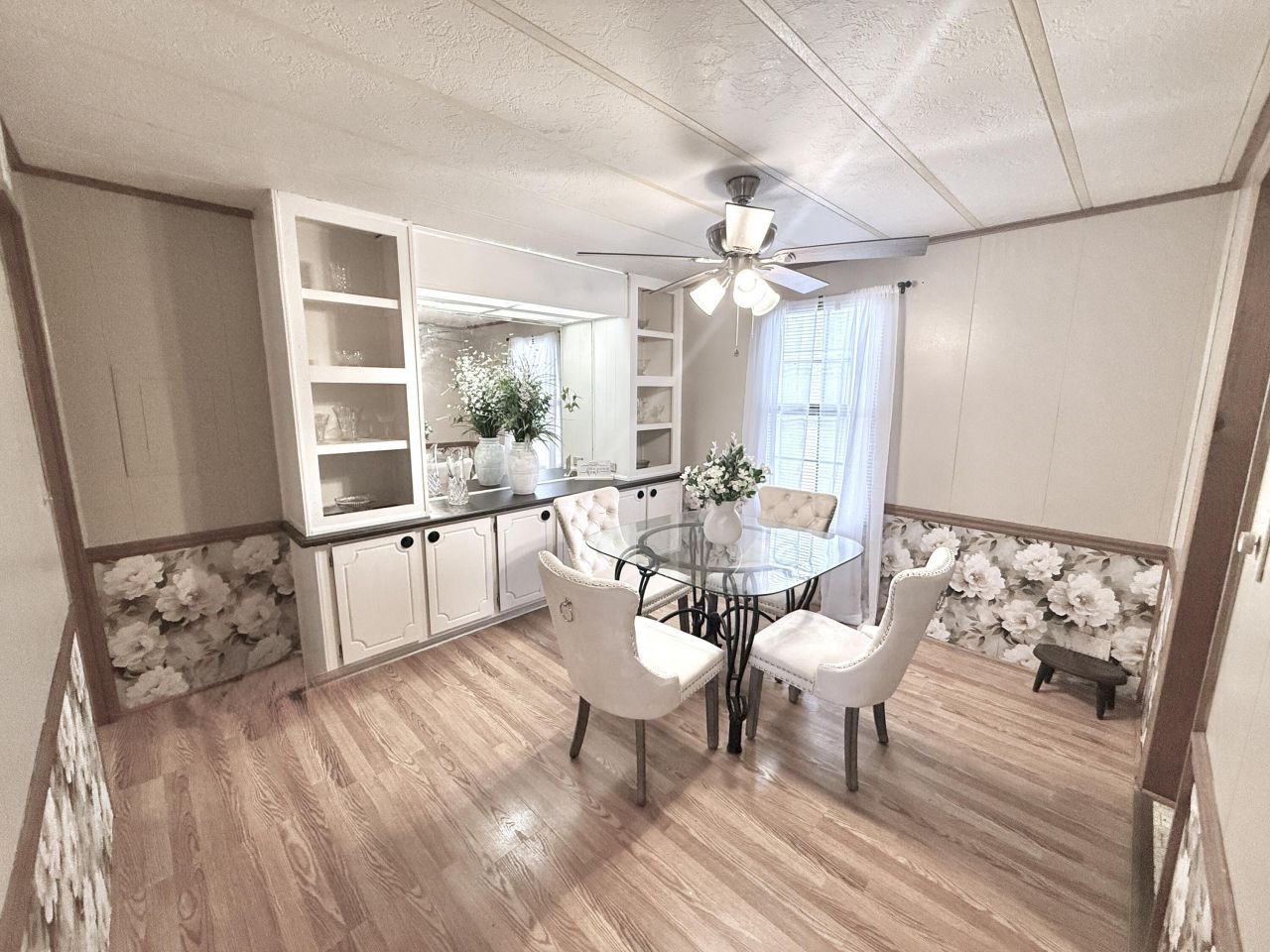 1390 Brantley Avenue Photo 9