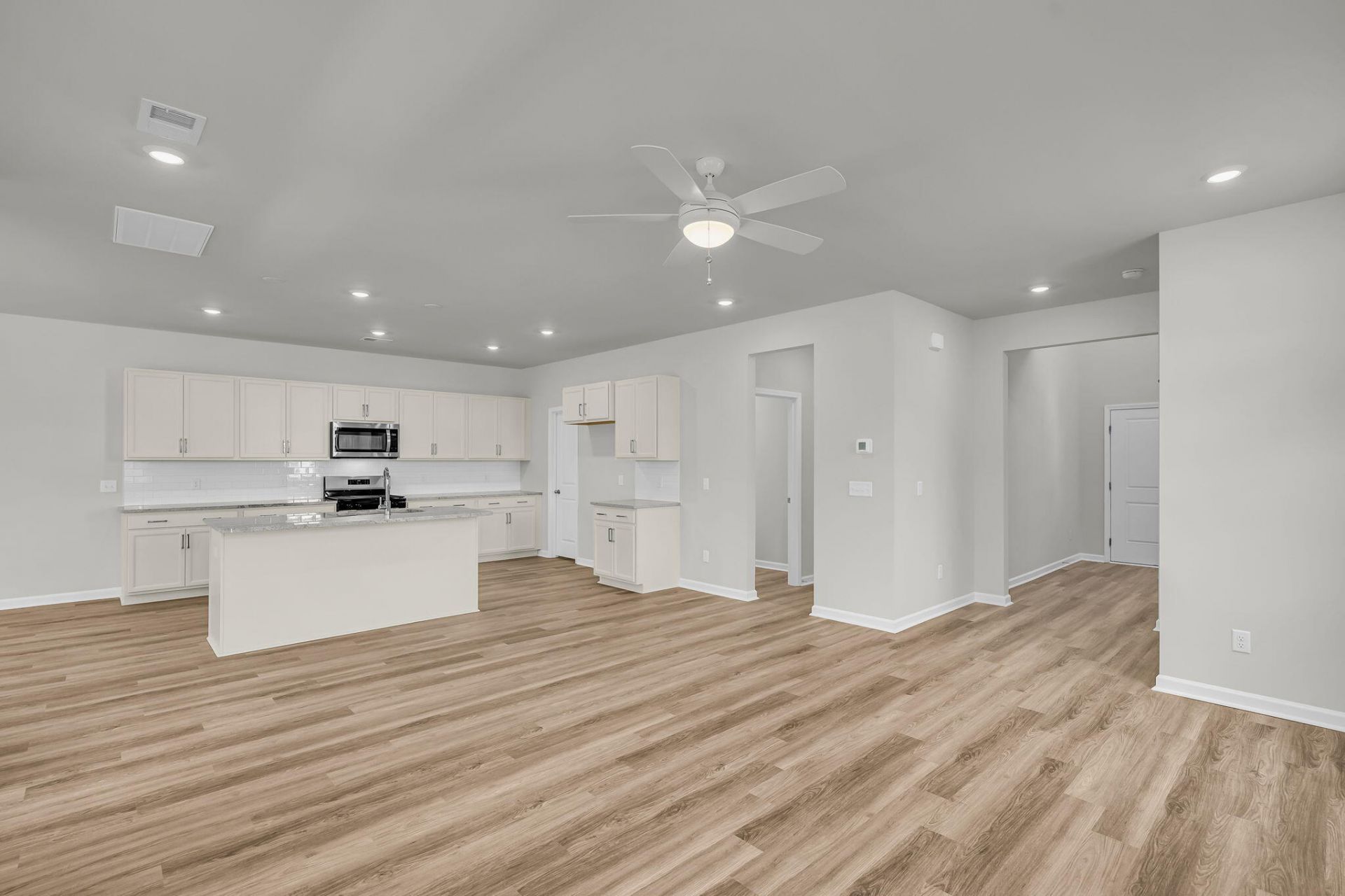 322 Clipper Court Photo 18