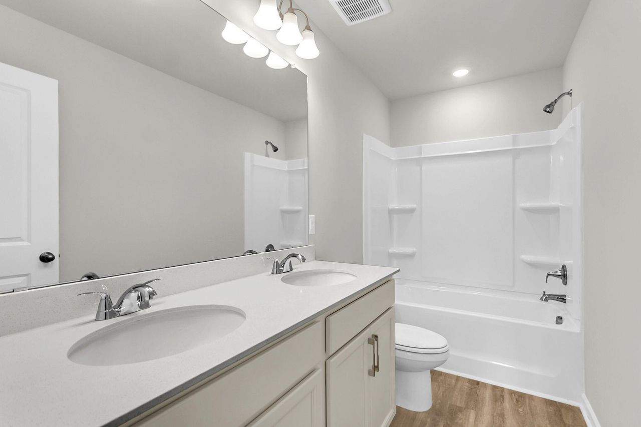 322 Clipper Court Photo 29