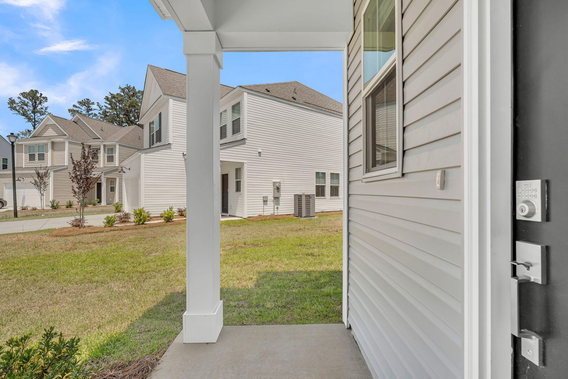 322 Clipper Court Photo 9