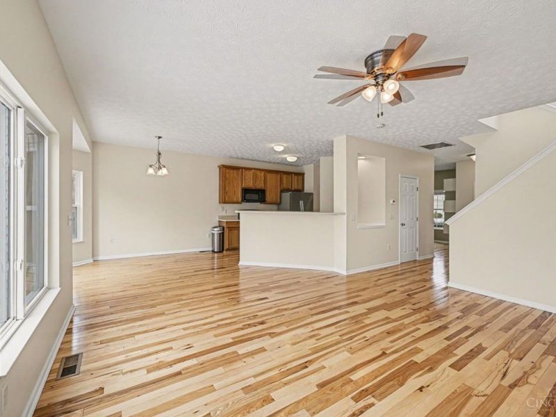 2880 Manor Court, Troy, OH 45373 Photo 6