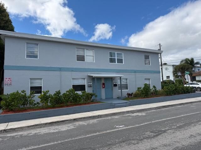 1913 Division Avenue, West Palm Beach, FL 33407 Photo