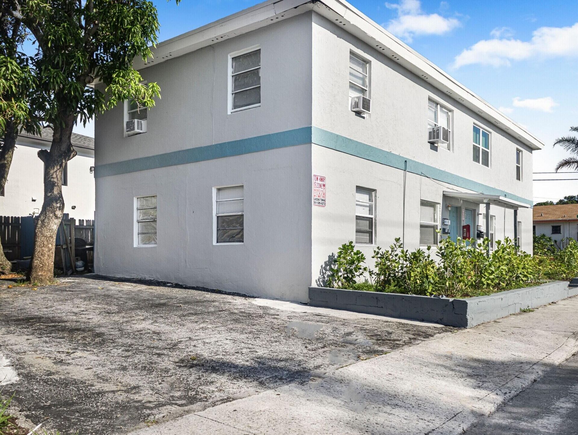 1913 Division Avenue, West Palm Beach, FL 33407 Photo