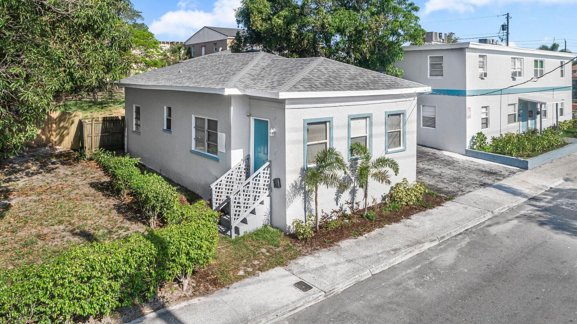 1913 Division Avenue, West Palm Beach, FL 33407 Photo