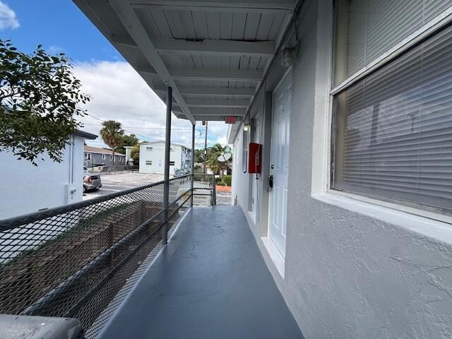 1913 Division Avenue, West Palm Beach, FL 33407 Photo