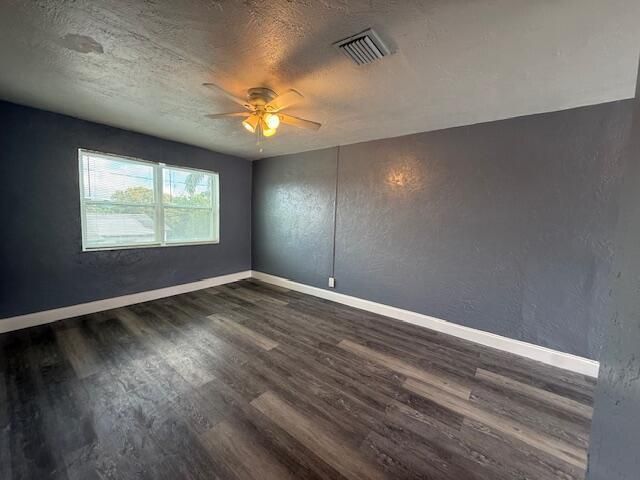 1913 Division Avenue, West Palm Beach, FL 33407 Photo