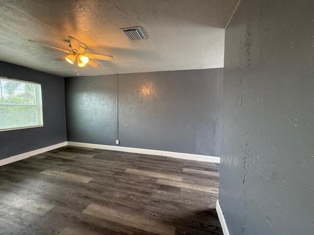 1913 Division Avenue, West Palm Beach, FL 33407 Photo