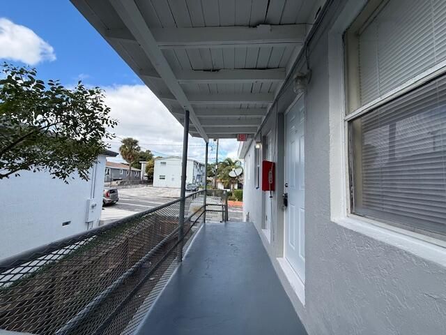 1913 Division Avenue, West Palm Beach, FL 33407 Photo