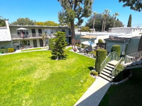 142 S Princeton Avenue, Unit 4, Fullerton, CA 92831