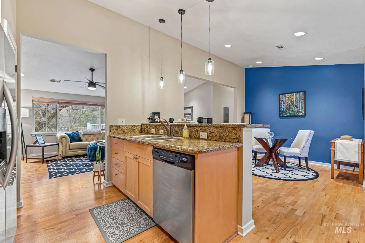 233 W Village Ln., Boise, ID 83702 Main Photo