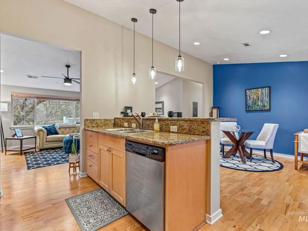 233 W Village Ln., Boise, ID 83702