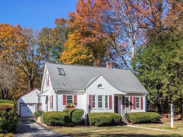 207 Hartford Street, Westwood, MA 02090