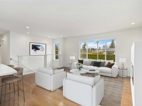 1964 Genoa Pl, Central Saanich, BC V8M 1M1