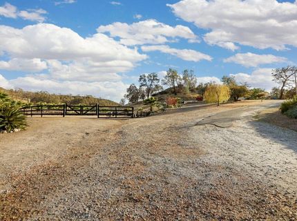 178 Carmel Rd, Burson, CA 95225 Photo