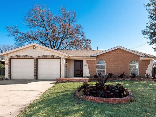 1725 Acosta Street, Grand Prairie, TX 75051
