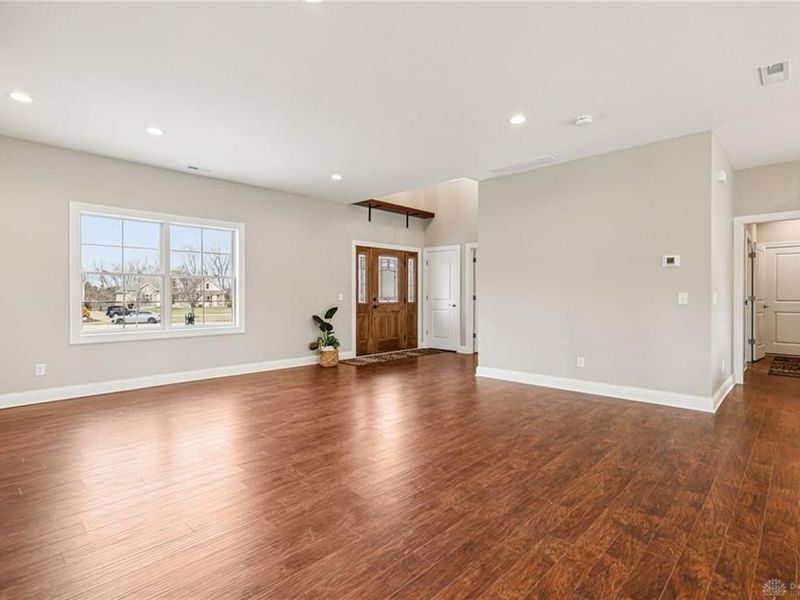 9971 Stonemeade Way, Dayton, OH 45458 Photo 18