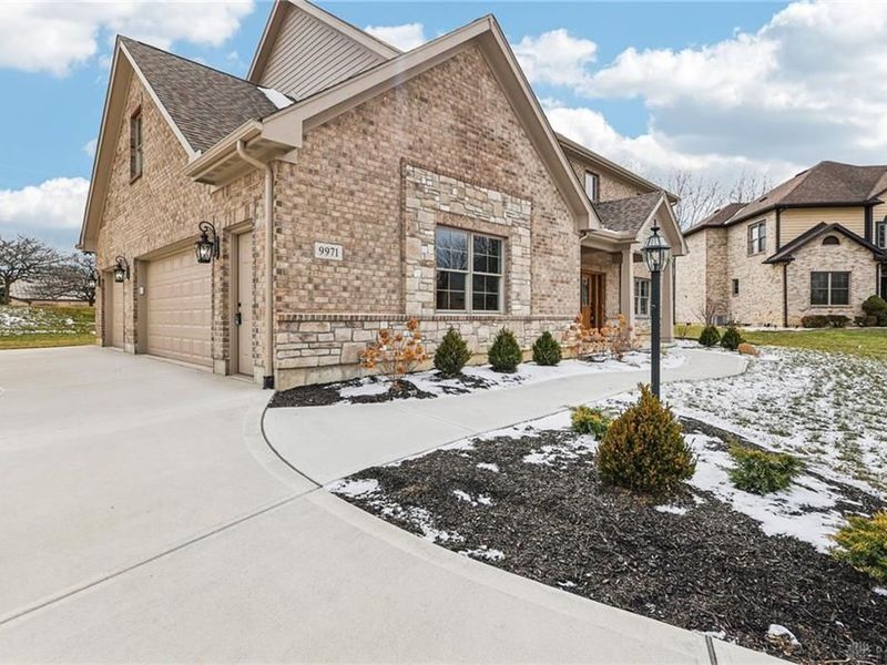 9971 Stonemeade Way, Dayton, OH 45458 Photo 4