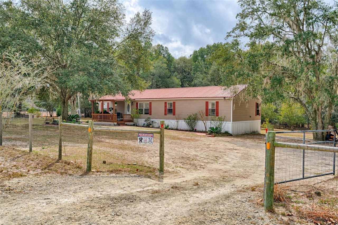 664 NE 748th Avenue , Old Town, FL 32680 Photo