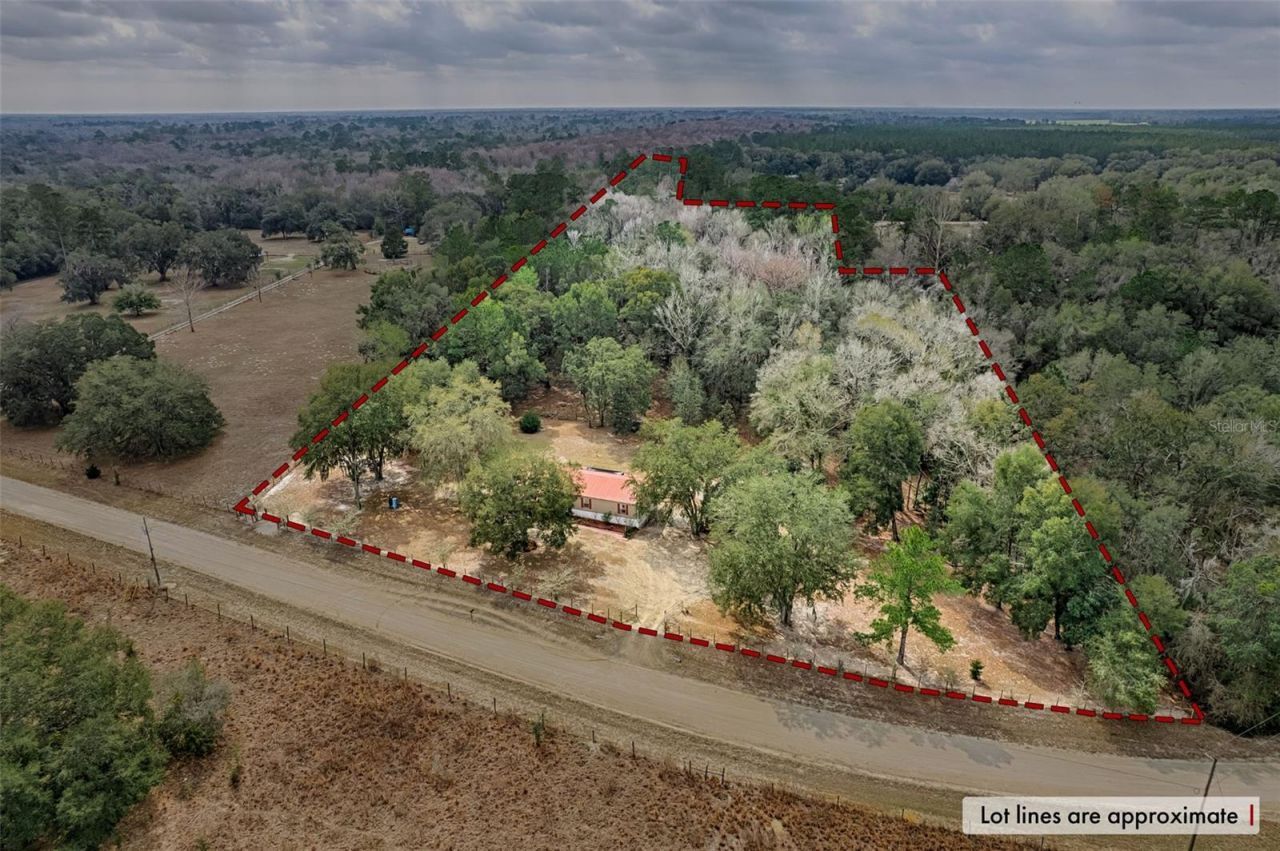 664 NE 748th Avenue , Old Town, FL 32680 Photo