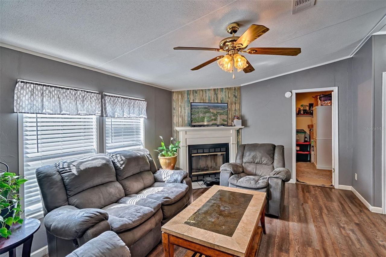 664 NE 748th Avenue , Old Town, FL 32680 Photo