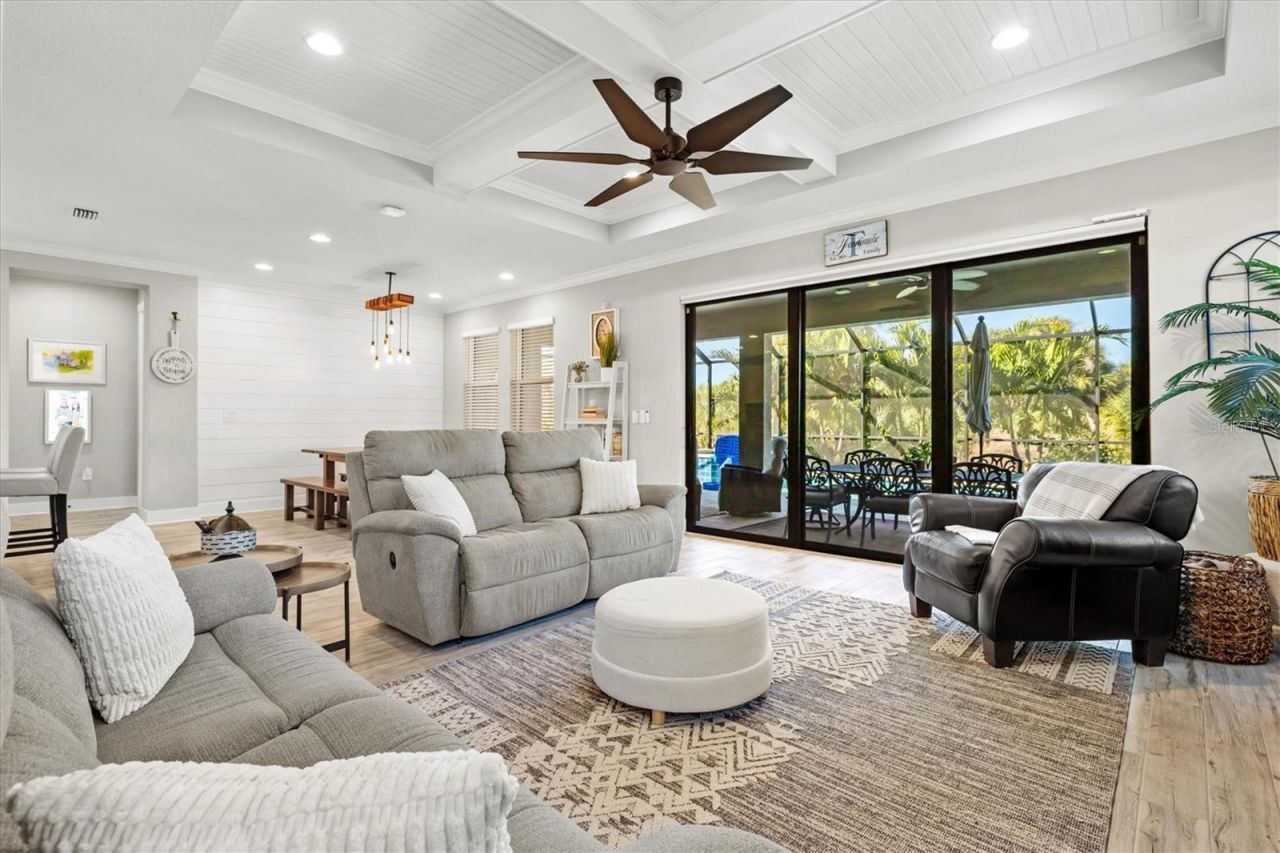 12709 Lateral Root Drive, Sarasota, FL 34238 Photo