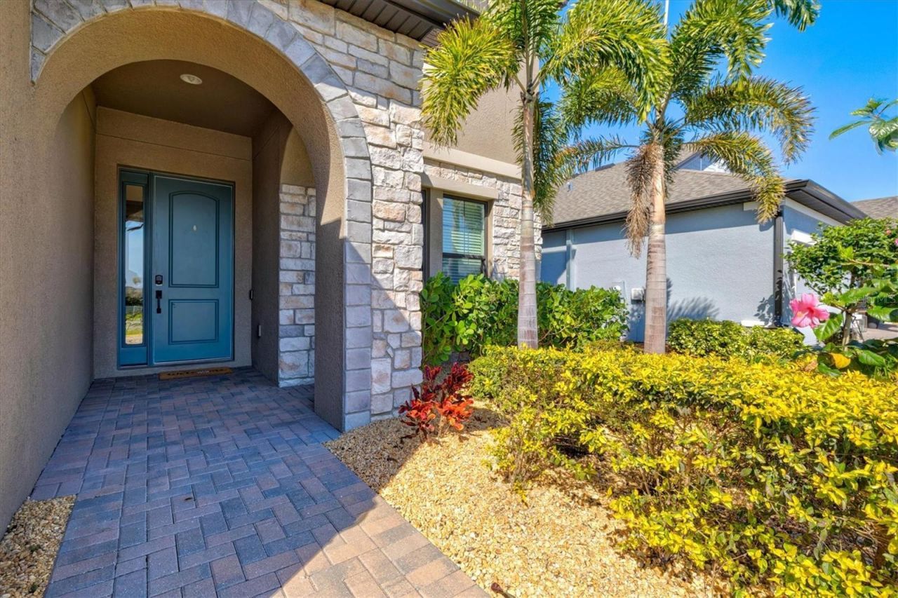 12709 Lateral Root Drive, Sarasota, FL 34238 Photo