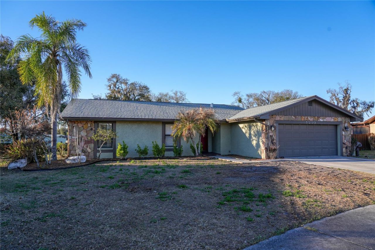 1210 W Redbud Street, Plant City, FL 33563 Main Photo