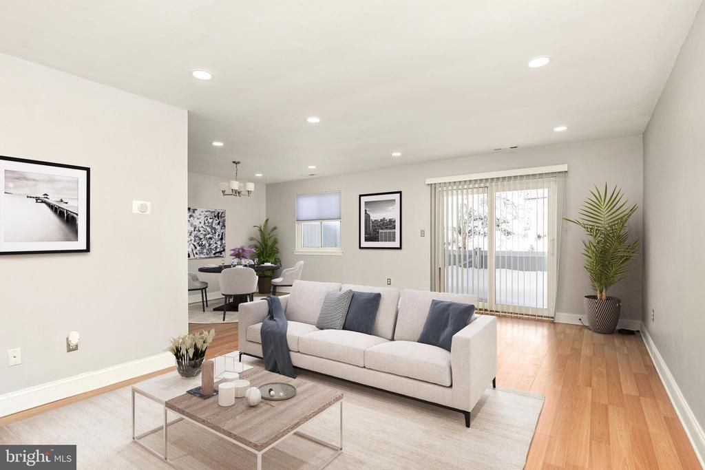 83 Tennyson Drive, Plainsboro, NJ 08536 Main Photo