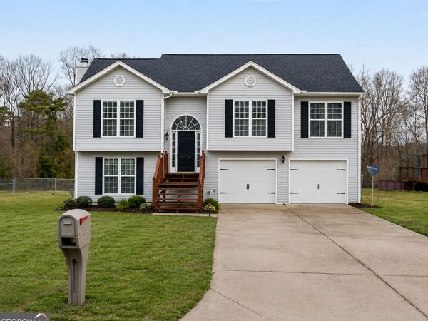 197 Ridgeland Drive, Maysville, GA 30558