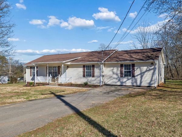 206 Central Ave, Chapel Hill, TN 37034