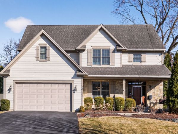 122 N 11th Avenue , St. Charles, IL 60174