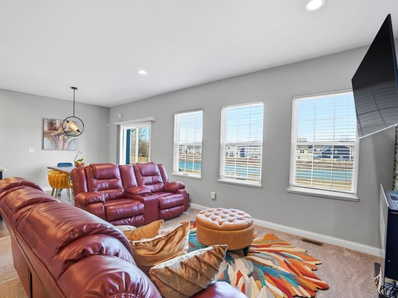 1496 Raley Way , Columbus, OH 43228 Photo 11