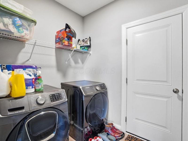 1496 Raley Way , Columbus, OH 43228 Photo 38