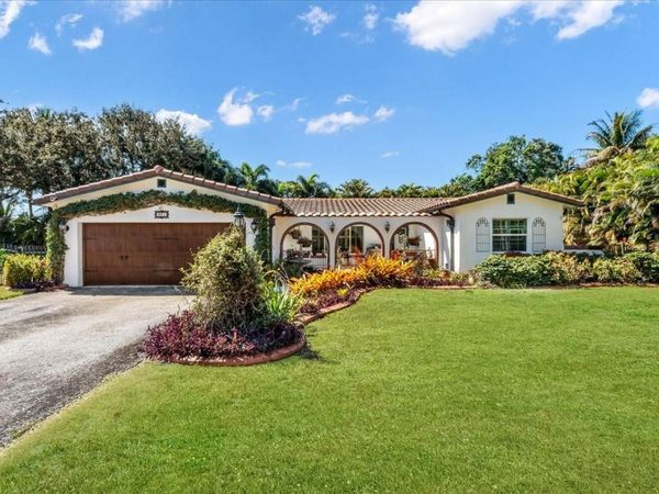 901 NW 116th Ter, Plantation, FL 33325