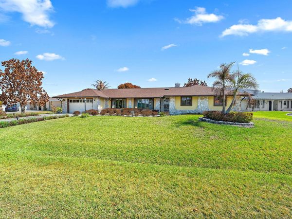 122 N Naranja Avenue, Port St. Lucie, FL 34983