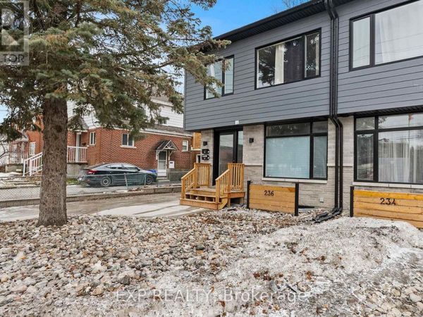 236 Woodroffe Avenue North, Ottawa, ON K2A3V4