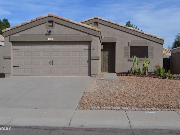 1949 S Silver Drive, Apache Junction, AZ 85120