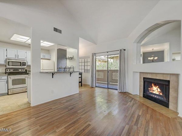 930 N Mesa Drive, Unit 2030, Mesa, AZ 85201