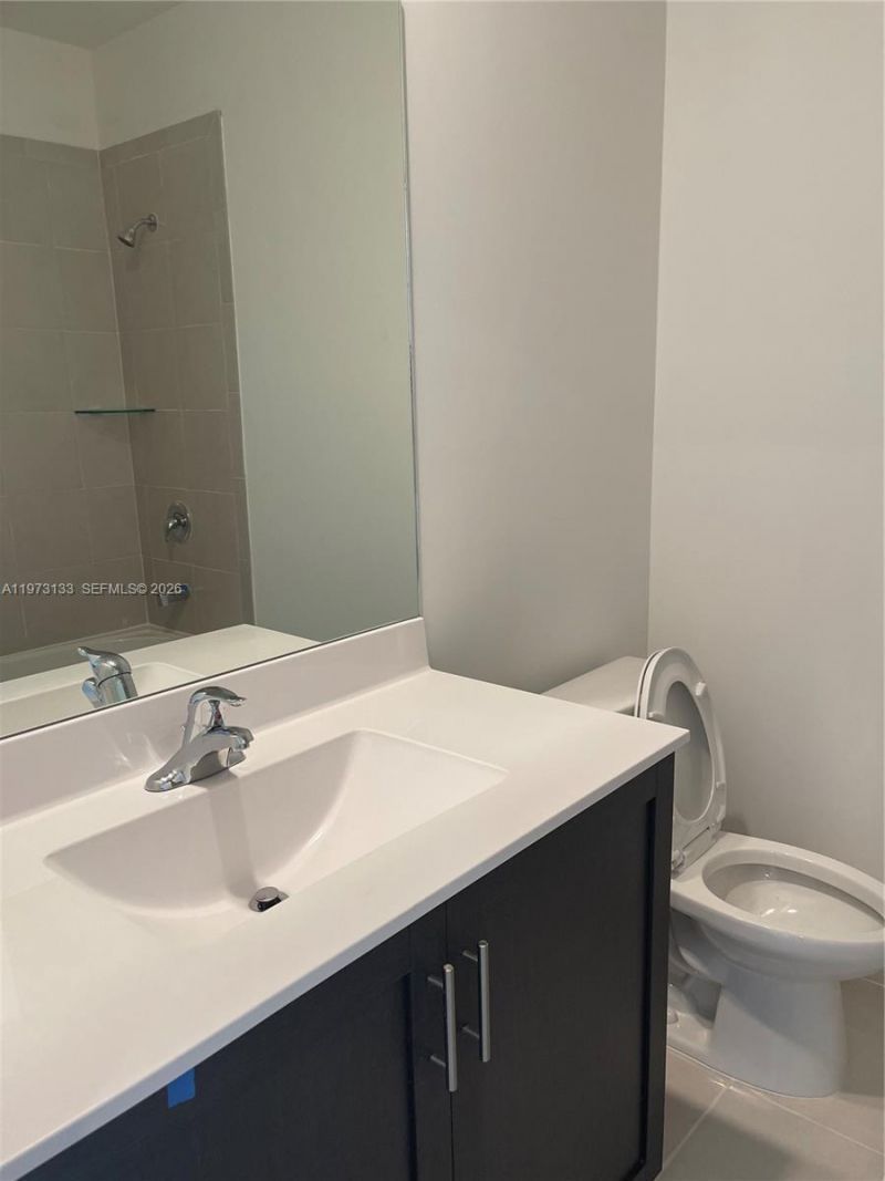 20564 NE 5th Pl, Miami, FL 33179 Photo