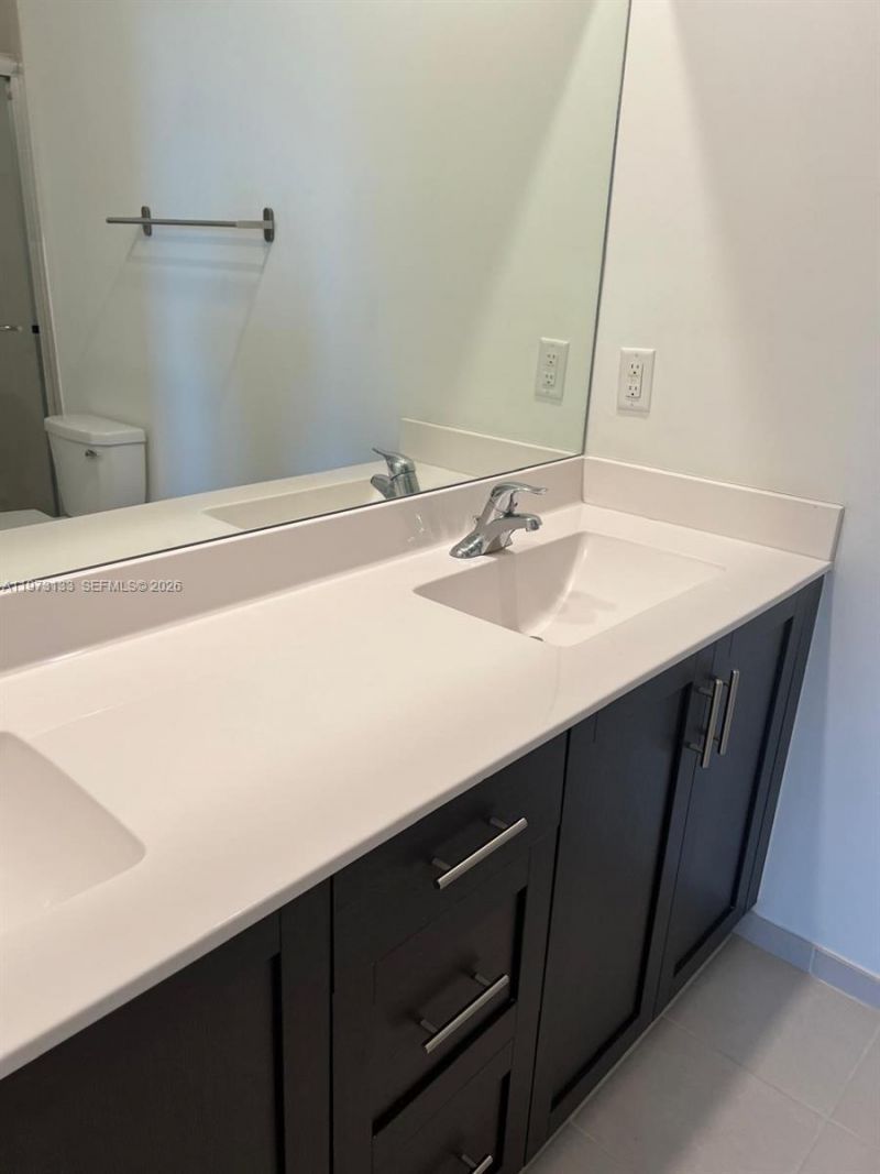 20564 NE 5th Pl, Miami, FL 33179 Photo