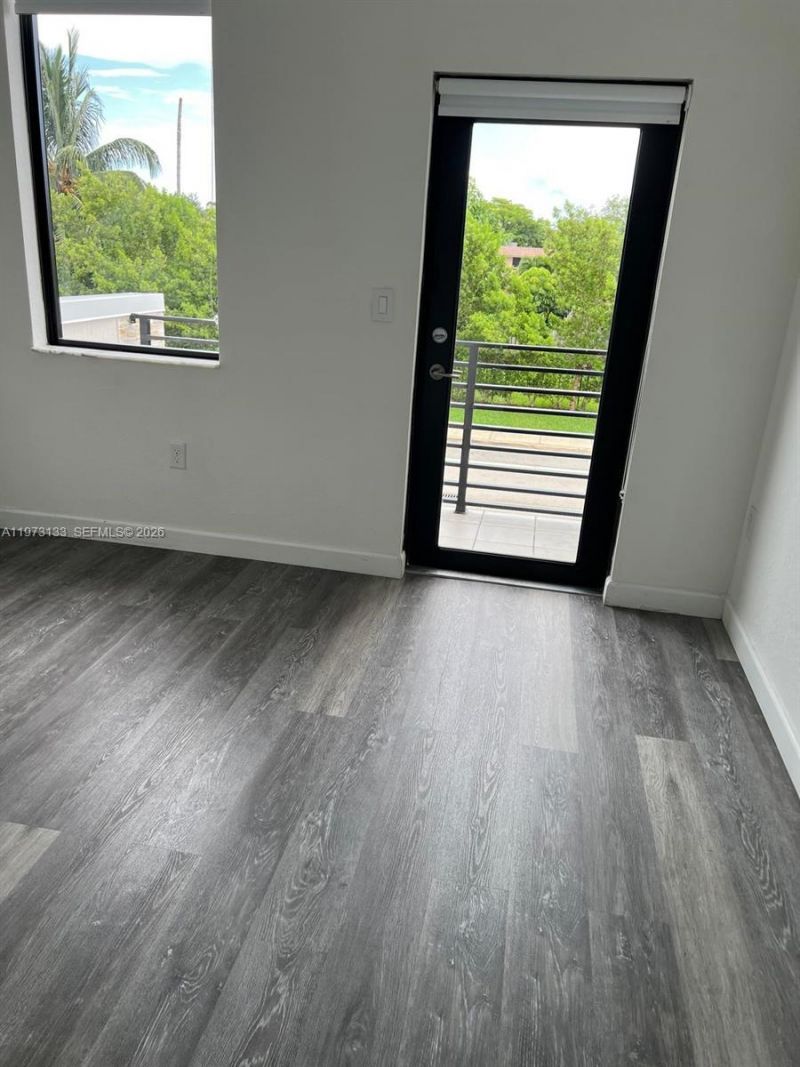 20564 NE 5th Pl, Miami, FL 33179 Photo