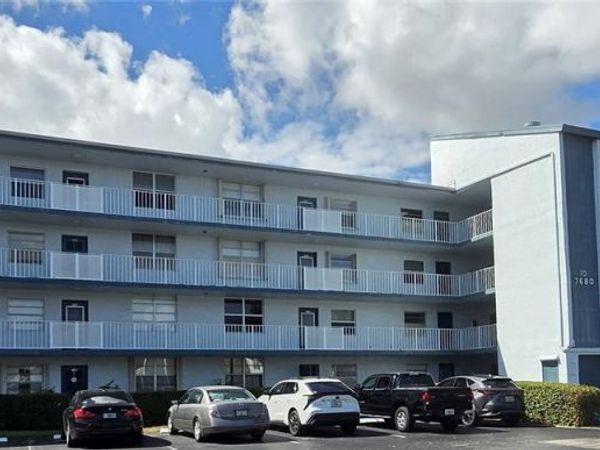 7680 NW 18th St, Unit 101, Margate, FL 33063