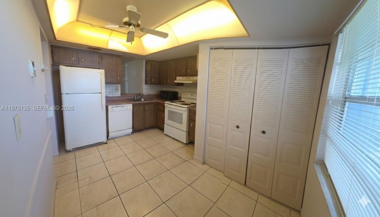 7680 NW 18th St, Unit 101, Margate, FL 33063 Photo