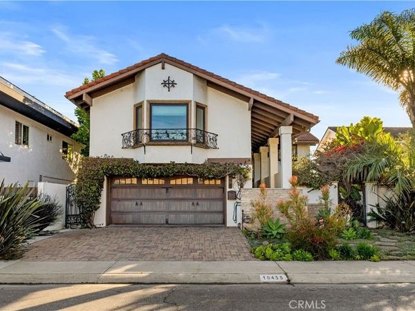 16455 Ladona Circle, Huntington Beach, CA 92649